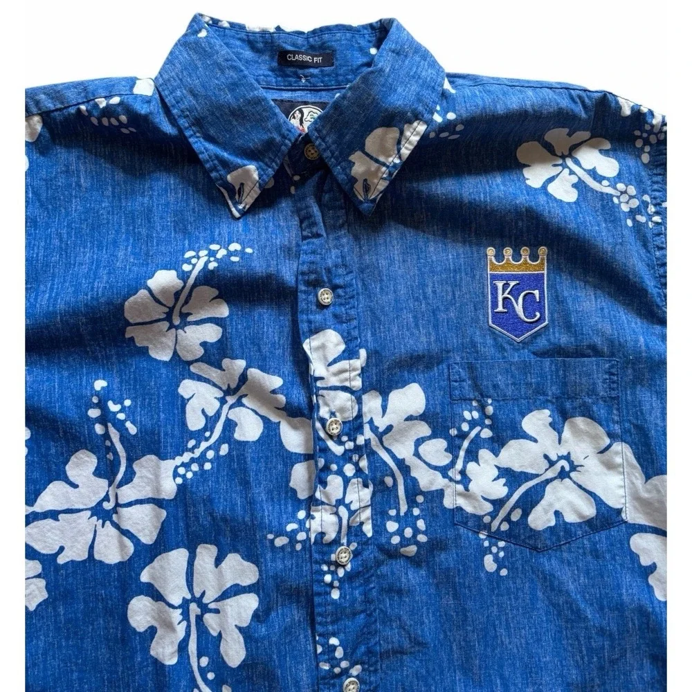Reyn Spooner Limited 50th State Hibiscus Hawaiian Floral Button Up Medium Logo